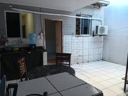 Casa Duplex com 150m² à Venda 5/4 sendo 1 suíte no Santo Antônio