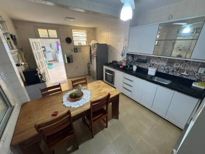 Casa 3/4 com Suíte + Apartamento Independente | Terreno 10x24 | Posição Norte | Pereira Lobo