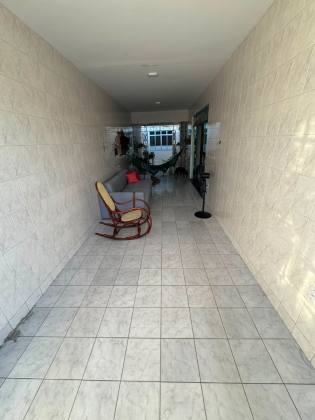 Casa 3/4 com Suíte + Apartamento Independente | Terreno 10x24 | Posição Norte | Pereira Lobo
