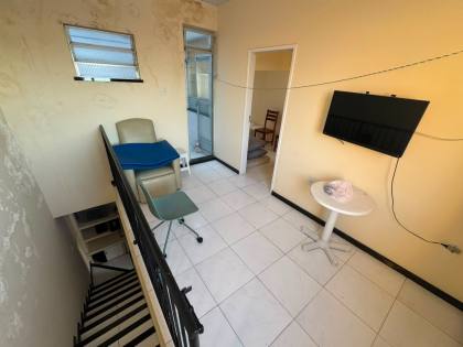 Casa 3/4 com Suíte + Apartamento Independente | Terreno 10x24 | Posição Norte | Pereira Lobo