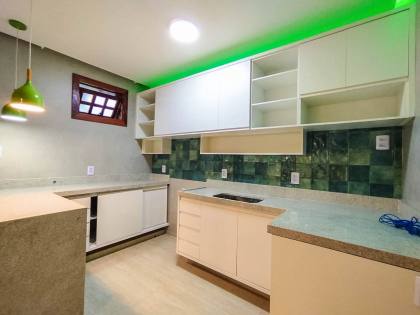 Casa à Venda na Atalaia