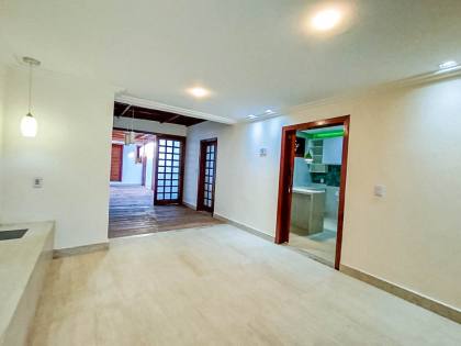 Casa à Venda na Atalaia