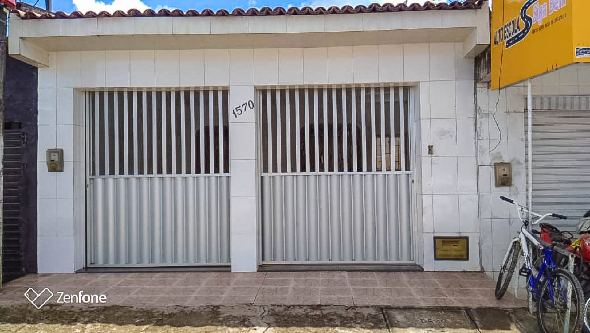 Casa com 3 Quartos, 2 Suítes e 2 Vagas no Santos Dumont – Aracaju/SE