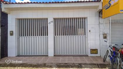Casa com 3 Quartos, 2 Suítes e 2 Vagas no Santos Dumont – Aracaju/SE