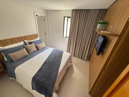 CASA DE ALTO PADRÃO À VENDA NO CONDOMÍNIO COSTA MARINA | 4 SUÍTES | ESQUINA | LAZER PRIVATIVO