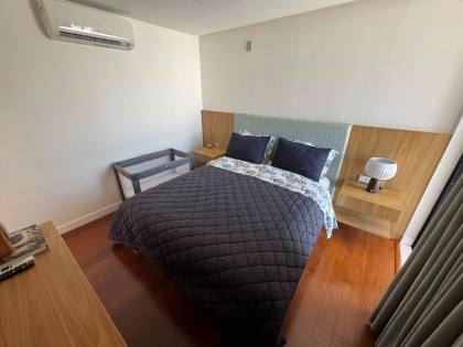 CASA DE ALTO PADRÃO À VENDA NO CONDOMÍNIO COSTA MARINA | 4 SUÍTES | ESQUINA | LAZER PRIVATIVO