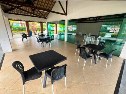 CASA DE ALTO PADRÃO À VENDA NO CONDOMÍNIO COSTA MARINA | 4 SUÍTES | ESQUINA | LAZER PRIVATIVO