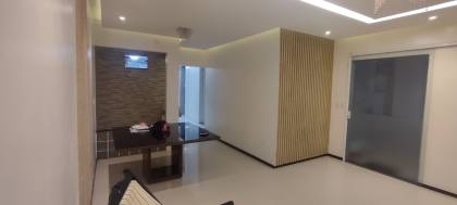 Casa de 2 Pavimentos, Reformada e Espaçosa no Sol Nascente / JK