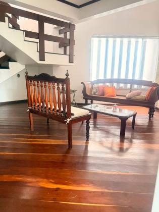 Alugo casa com 420m² com 6 quartos sendo 3 suítes no Salgado filho