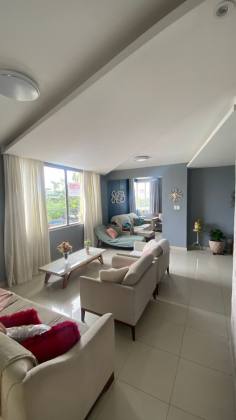 Apartamento 152M² À Venda Com 3/4 Sendo 1 suíte - Bairro Grageru