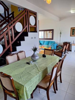 Casa com 450m² à venda com 3/4 sendo 1 suíte, na Caueira
