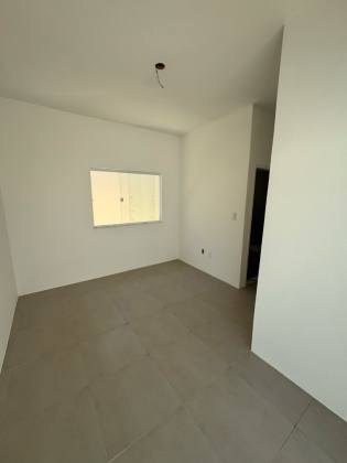 Casa Nova à Venda no Mosqueiro, Aracaju/SE, com 3 Quartos, Energia Solar e 4 Vagas de Garagem