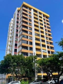 Apartamento à Venda no Edifício Rembrandt, São José