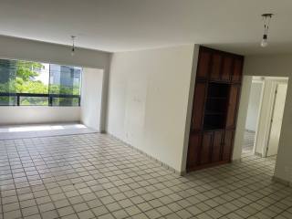 Apartamento à Venda no Edifício Rembrandt, São José