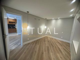 Apartamento semi mobiliado em Alphaville