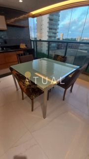 Apartamento mobiliado de frente para a praia de Jaguaribe