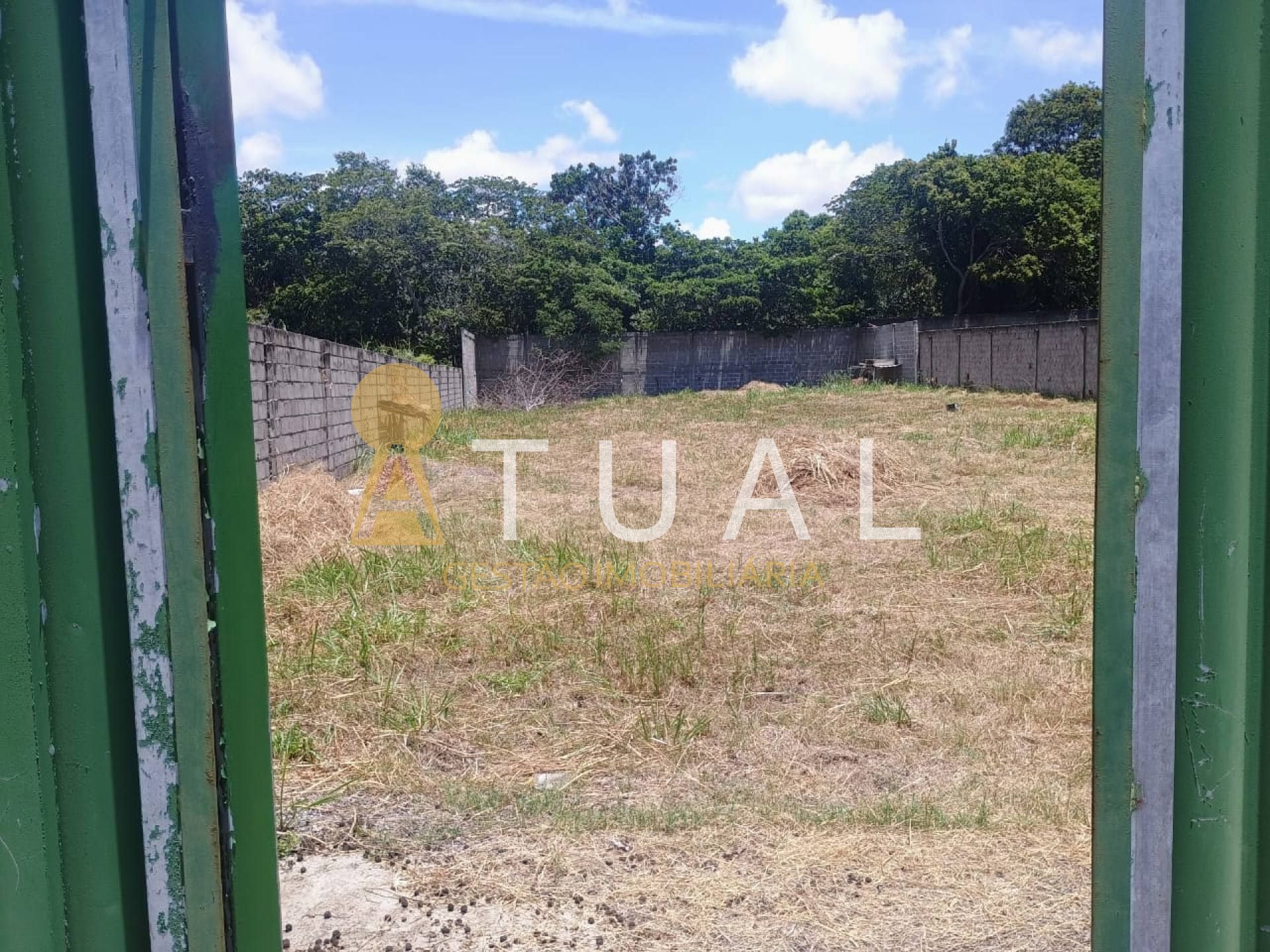 Lote /  Para Vender no bairro Vila Abrantes