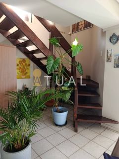 Apartamento tipo cobertura a venda, 158m², com 2 suítes e gabinete a venda no Rio Vermelho.