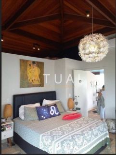 Apartamento tipo cobertura a venda, 158m², com 2 suítes e gabinete a venda no Rio Vermelho.