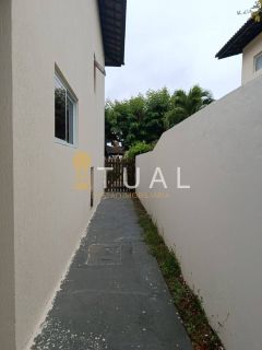 Casa à Venda em Condomínio Fechado 4 Quartos sendo 2 suítes | Lauro de Freitas – BA