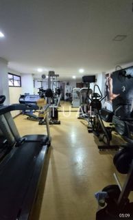 Apartamento 2/4 com Dependência  Completo e Bem Localizado