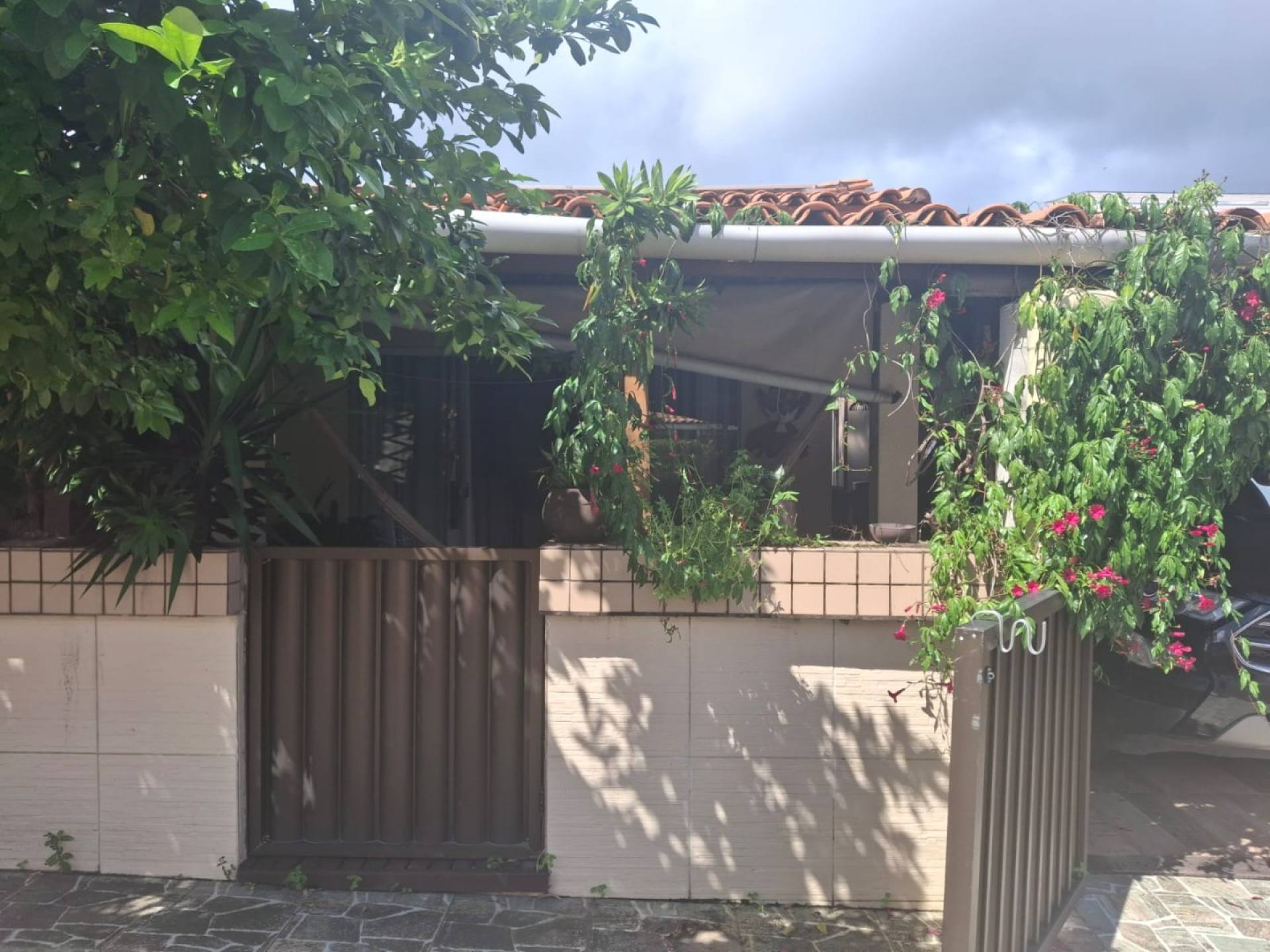 Casa Para Vender com 02 quartos no bairro Abrantes em Camaçari