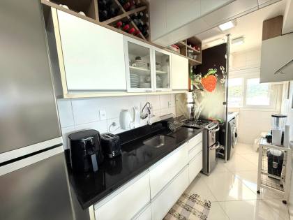 Apartamento Para Vender com 02 quartos 02 suítes no bairro Armação em Salvador