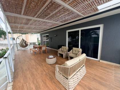 Casa Para Vender com 04 quartos no bairro Abrantes em Camaçari