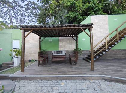 Casa Para Vender com 03 quartos 01 suítes no bairro Escolha um bairro... em Salvador