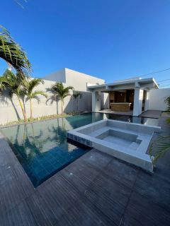 CASAS ALTO PADRÃO - TABAPUA / CAUCAIA - MANJERON RESIDENCE