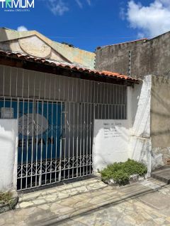 CASA NO SIQUEIRA CAMPOS