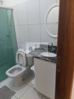 CASA EM RESIDENCIAL NA ATALAIA