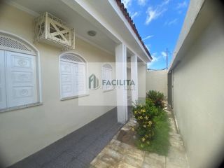 CASA NO ORLANDO DANTAS