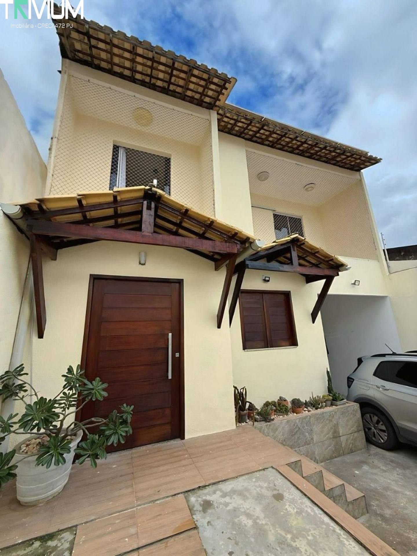 CASA DUPLEX NO JABOTIANA
