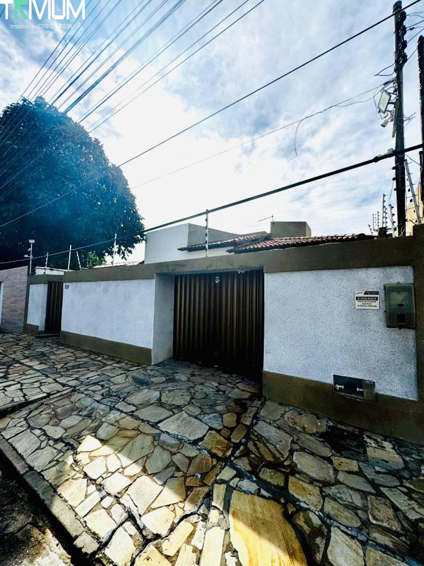 Casa Térrea à Venda | Coroa do Meio