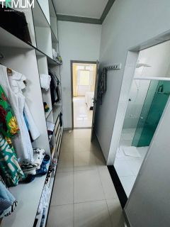 Casa Térrea à Venda | Coroa do Meio