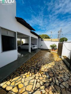 Casa Térrea à Venda | Coroa do Meio