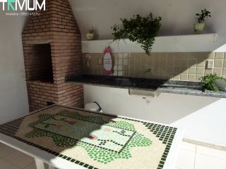 ARUANA – CASA COM TERRENO DE 180m² EM REGIÃO DE ALTA VALORIZAÇÃO