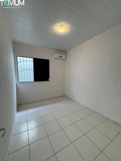 OPORTUNIDADE ÚNICA NA ARUANA | CASA 4/4 SENDO 1 SUÍTE | ARACAJU