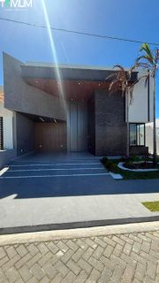 CASA | PADANG BEACH RESIDENCE