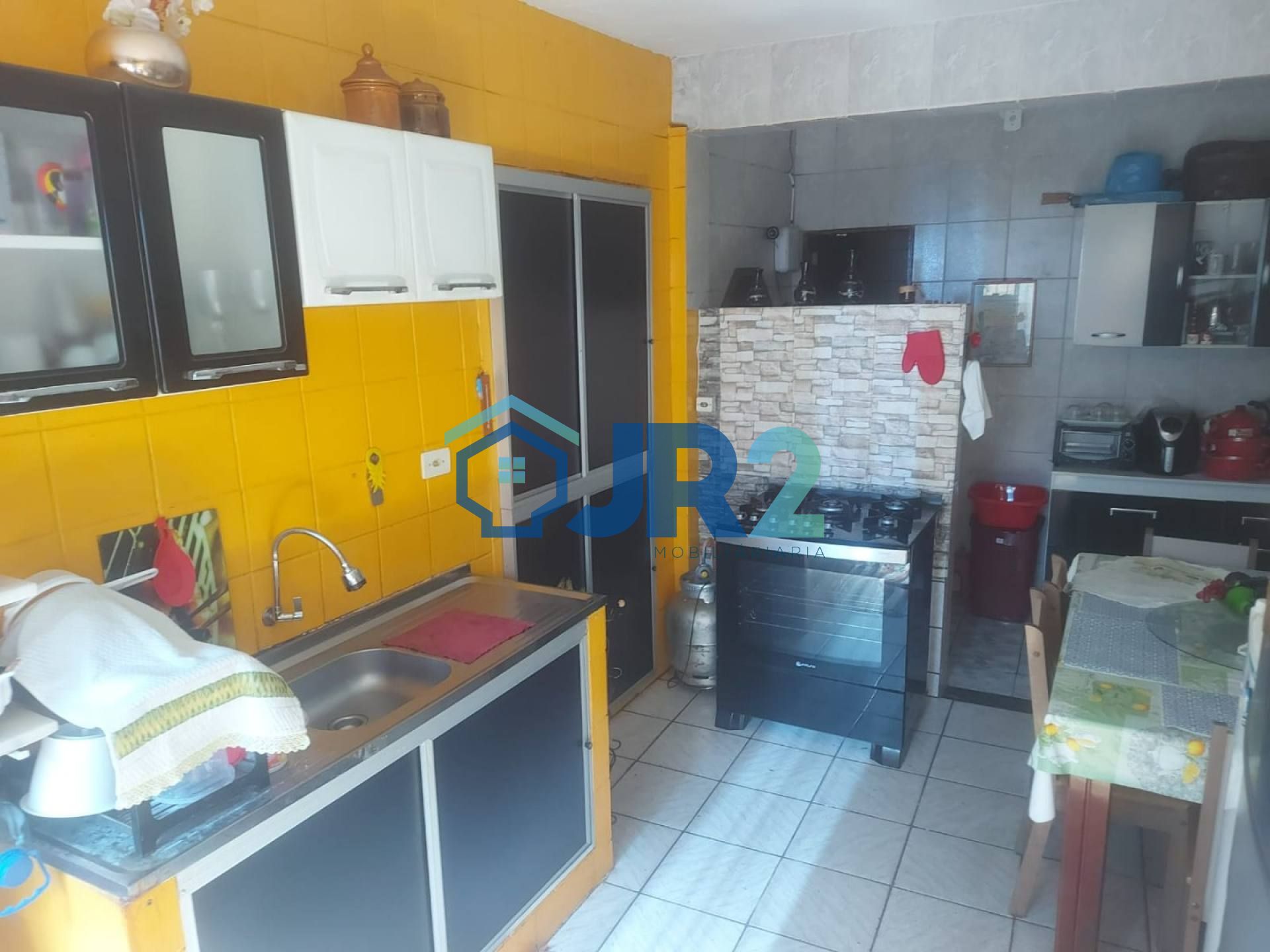 Casa Espaçosa para venda em Jaboatão Centro