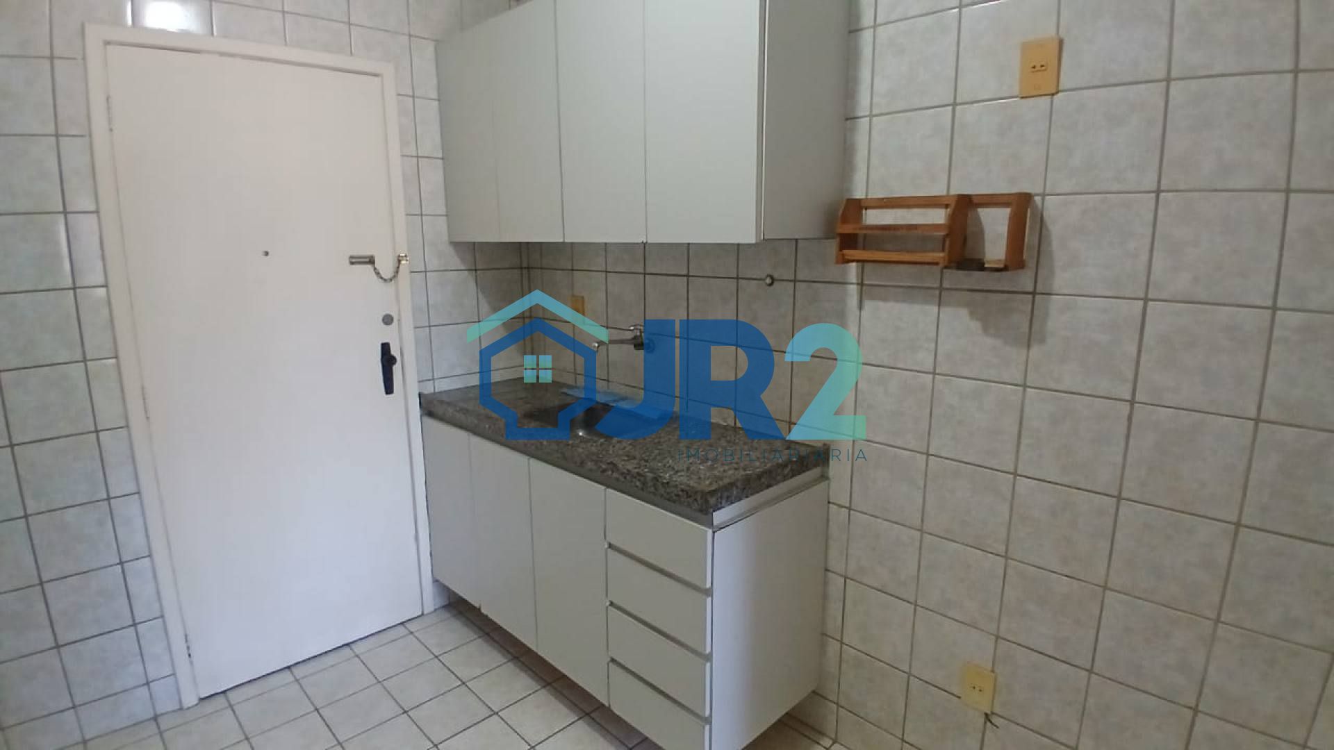Apartamento em Setubal com 3 quartos sendo 1 suite