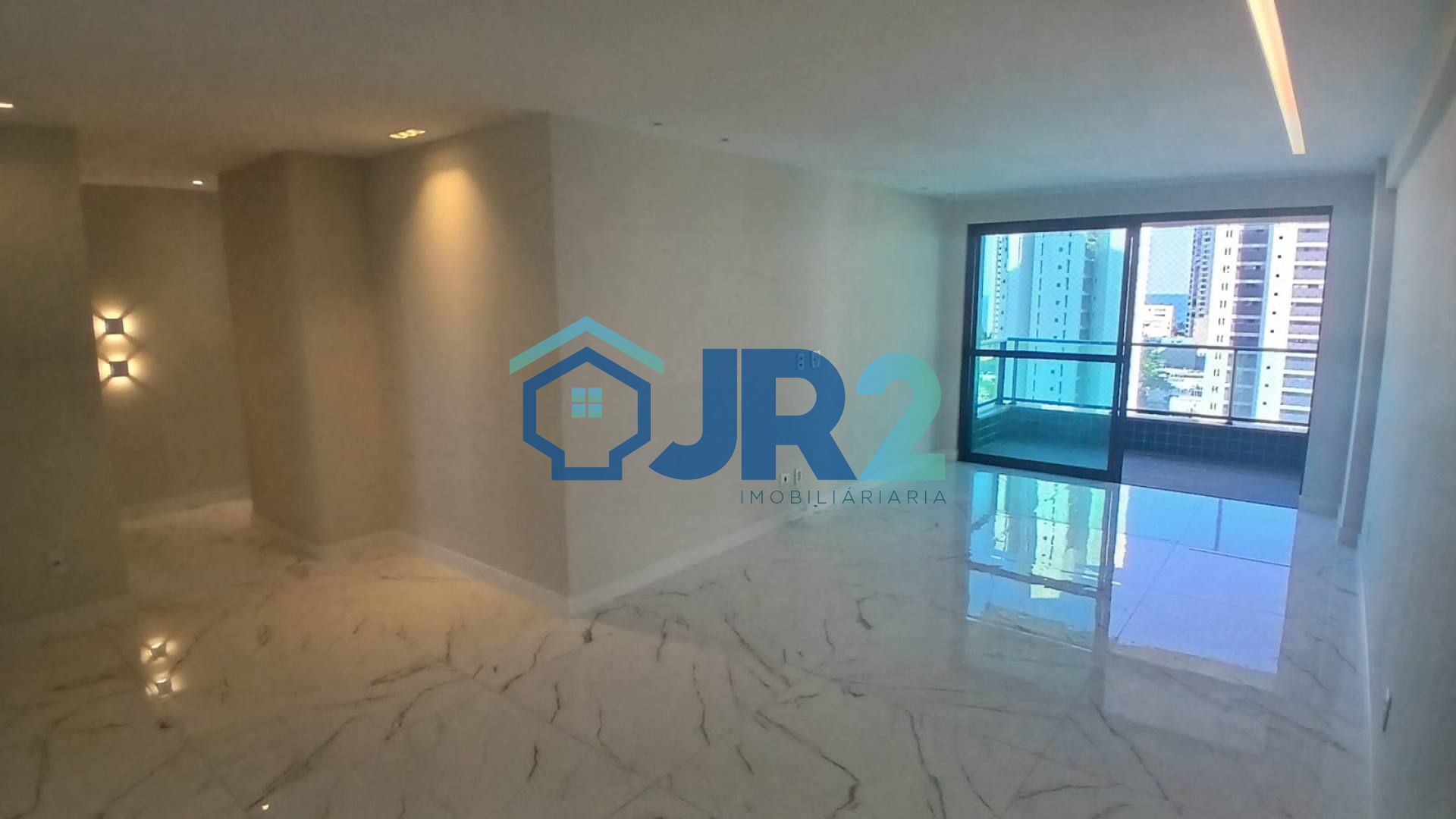 Apartamento de alto padrão com 4 suítes vista mar
