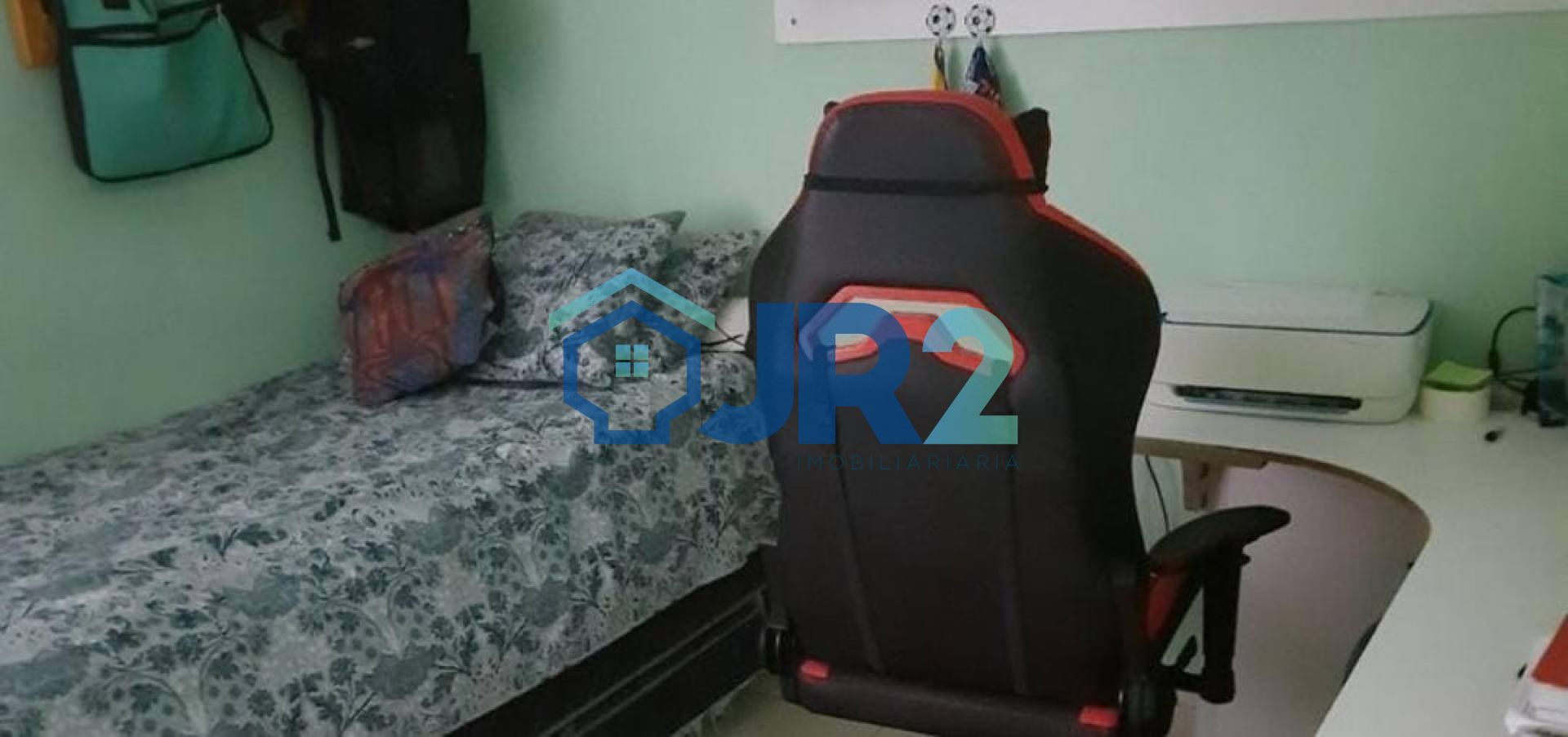 Apartamento com Piscina - do  Lado Colégio EVOLUÇÃO