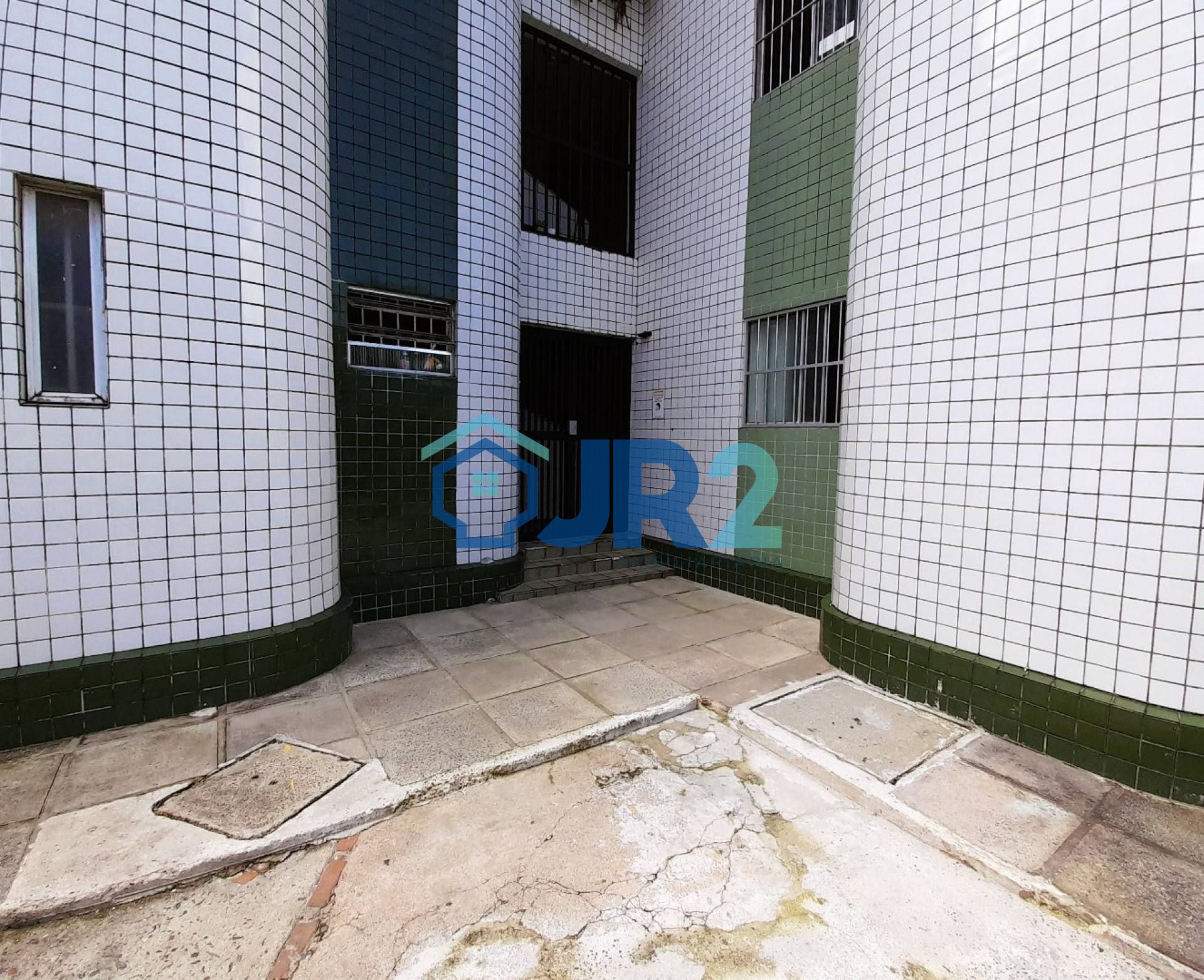 Apartamento à venda com 3 quartos no bairro da Torre
