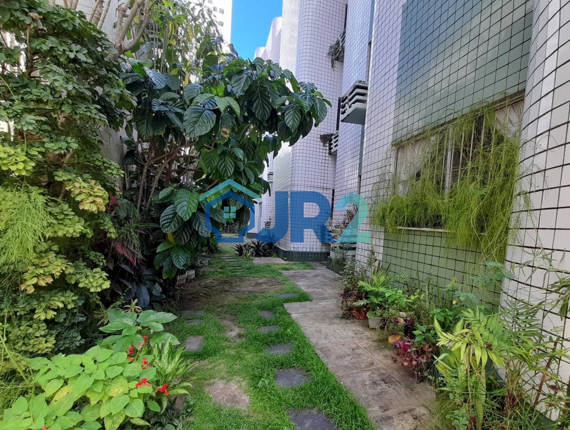 Apartamento à venda com 3 quartos no bairro da Torre