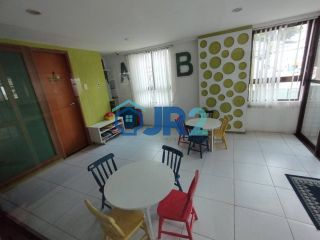 Locação. Imóvel de Luxo à Beira Mar. Mobiliado