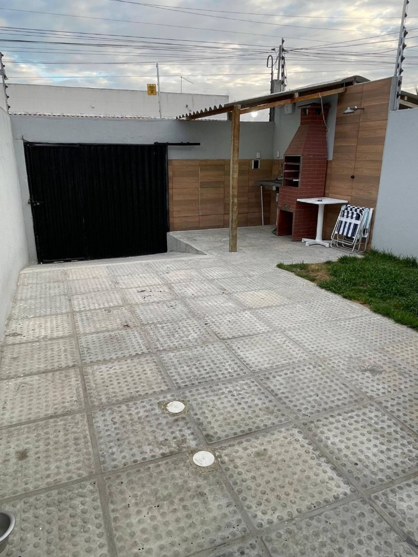 CASA para Venda com Área Gourmet, Só Venda a vista.