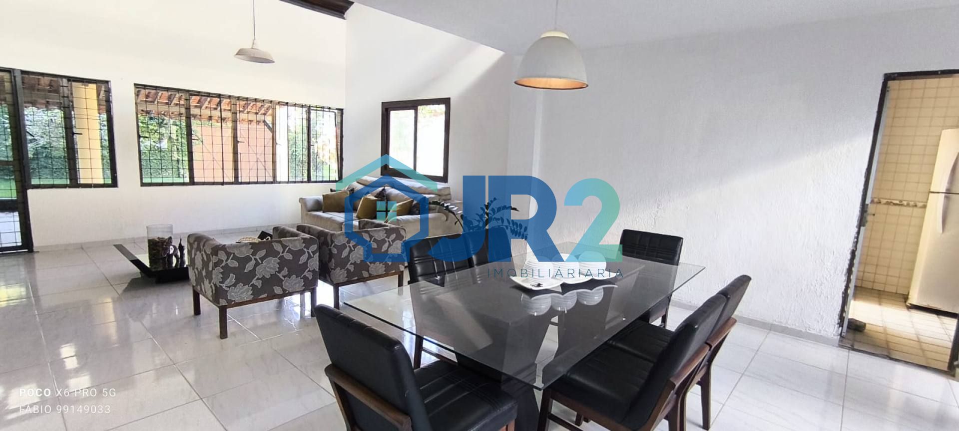 Mansão à venda em Candeias – Amplitude, conforto e localização estratégica