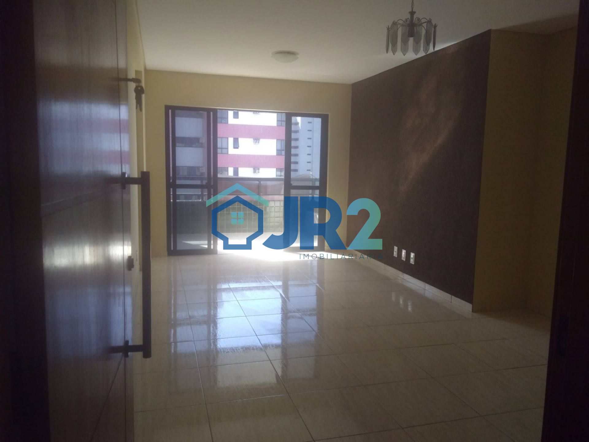 Apartamento de Luxo  3 Quartos 2 Suíte 2 Garagem / 2 Quadra do Mar